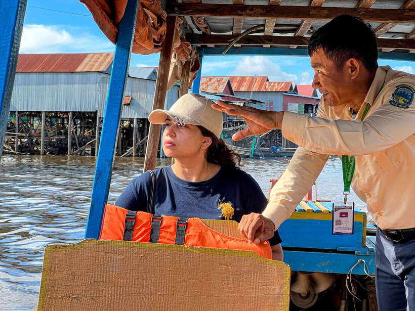 Siem Reap: Kampong Phluk and Tonle Sap Sunset Boat Cruise - Key moments that make this tour worth it