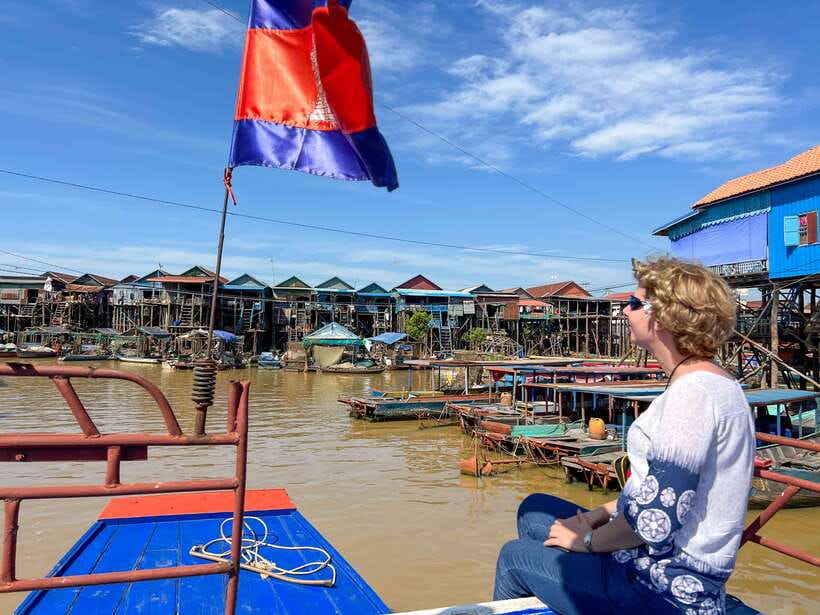 Siem Reap: Kampong Phluk and Tonle Sap Sunset Boat Cruise - From Hotel Pickup to the SATCHA Handicraft Center
