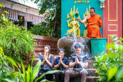Siem Reap: Khmer Water Blessing by Monk and Lotus Farm Visit - Pre-bag-and-banana stop: small local fuel that works