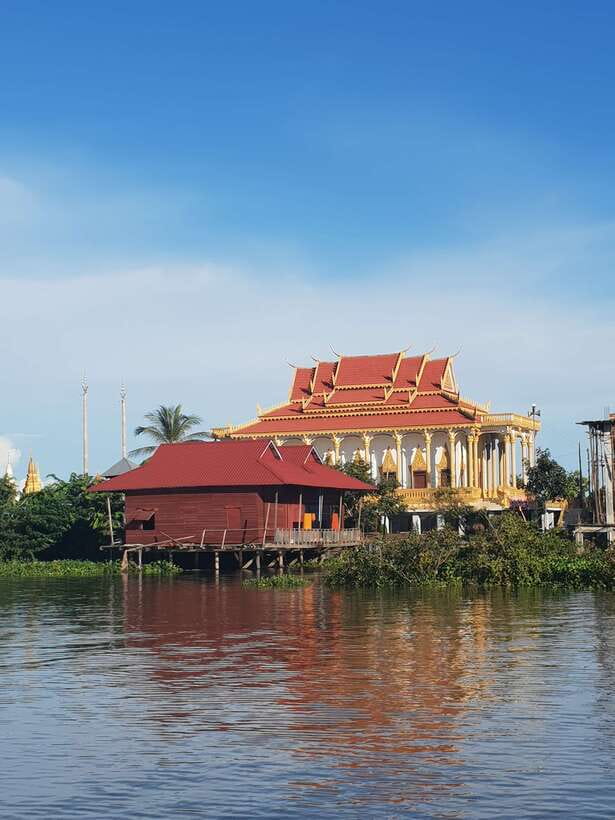 Siem Reap: Kompong Khleang Floating Village Guided Tour - Key takeaways before you go