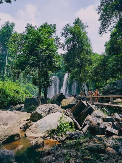 Siem Reap: Kulen Mountain, Beng Mealea, and Kampong Phluk - Kampong Phluk: Tonlé Sap boat ride, floating houses, and mangroves