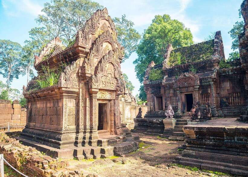 Siem Reap: Kulen Waterfalls and Banteay Srei Tour - Phnom Kulen National Park: waterfall time, jungle walks, and optional swimming