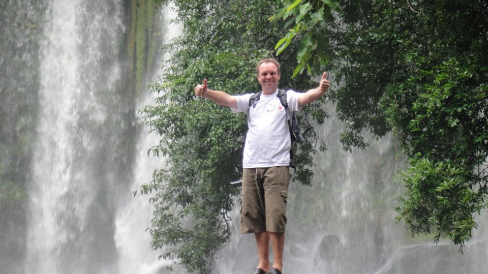 Siem Reap: Magical Kulen Mountain by Cambodiajeep - Cliff panorama and return drive: the big finish over jungle and canyons