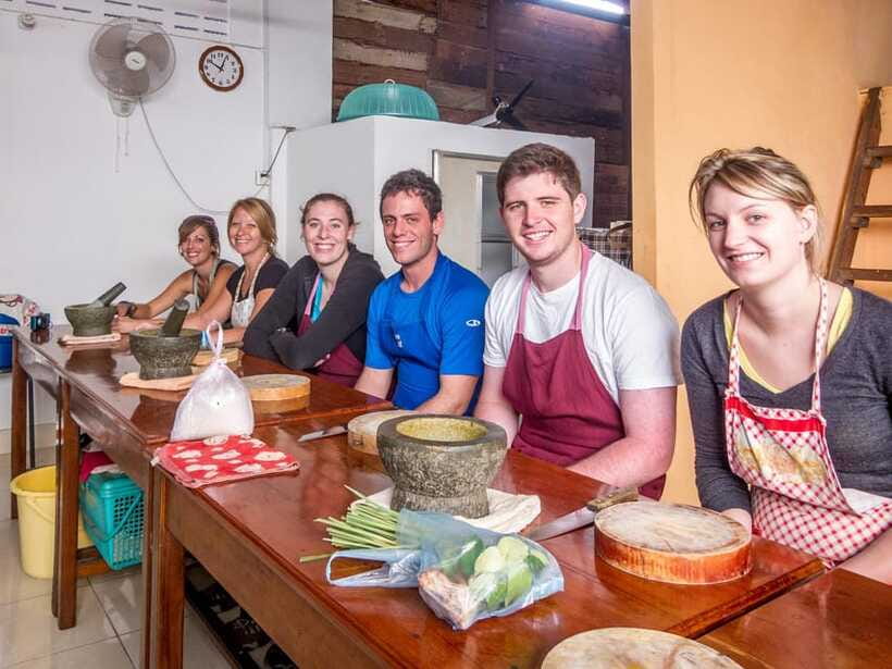 Siem Reap: Morning Cooking Class & Market Tour - What to Bring and How to Stay Comfortable Outdoors