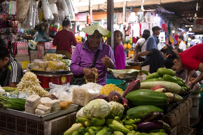Siem Reap Morning Culinary & Culture Tour - (Vego also available) - Finding the tour at Made in Cambodia Market (the 9:00 am start)