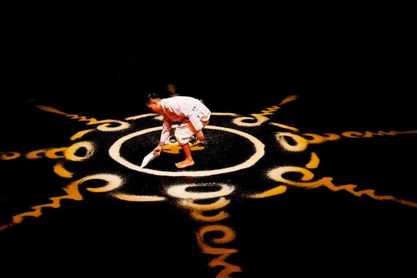 Siem Reap: Phare Circus Ticket with Tuk Tuk Transfer - Why This Phare Circus Night in Siem Reap Feels Easy