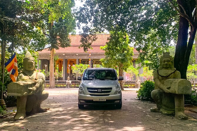 Siem Reap: Phnom Kulen National Park & Beng Mealea Private Tour - Stop 1: Phnom Kulen’s reclining Buddha, Lingas, and waterfall time