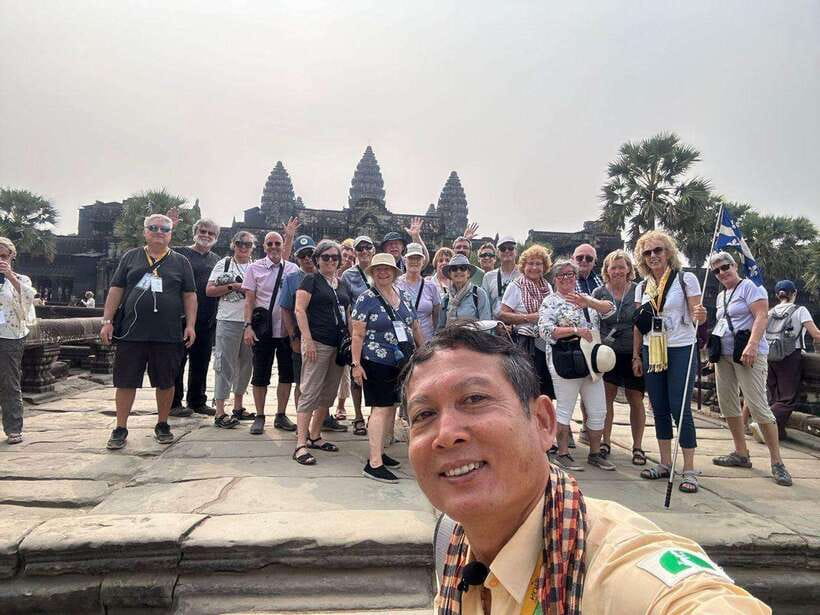 Siem Reap: Private Angkor Wat & Bakheng Mountain Sunset Tour - The walk segment: how to plan your energy