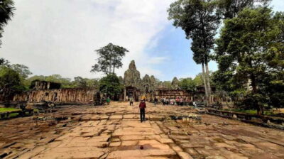 Siem Reap Private Car Charter with English Speaking Driver - Price and value: $25 per person plus cash temple surcharges
