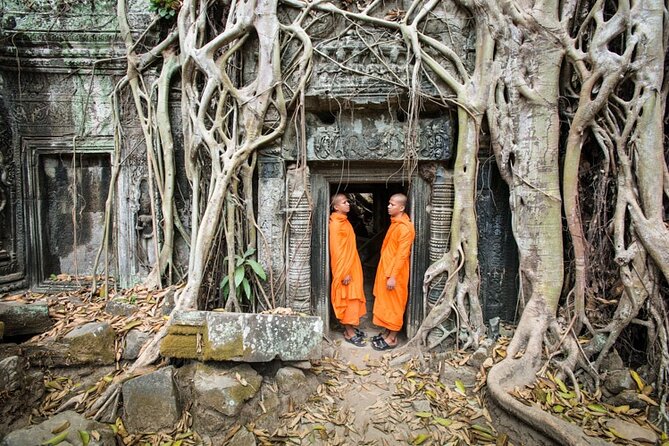 Siem Reap Private Day Tour: Angkor Wat Sunrise, Bayon & Ta Prohm - Guide quality can make or break the day