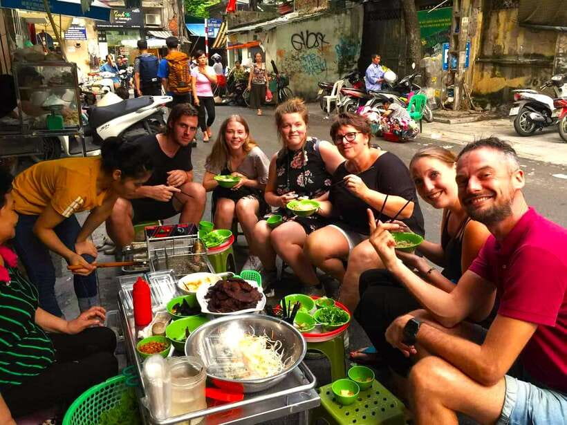 Siem Reap Street Foods Tour by Tuk Tuk with Personal Guide - Why a tuk-tuk street food tour works so well in Siem Reap