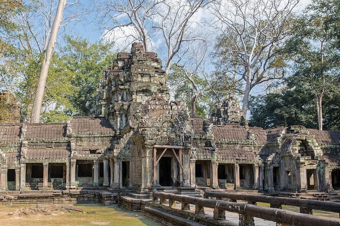 Siem Reap Sunrise Private Tour - Getting Into Angkor Thom: South Gate to Bayon Without the Chaos