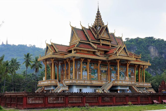 Siem Reap to Battambang Private Guided Tour (Day Trip) - Ek Phnom Temple: A Calm Start with an 11th-Century Feel