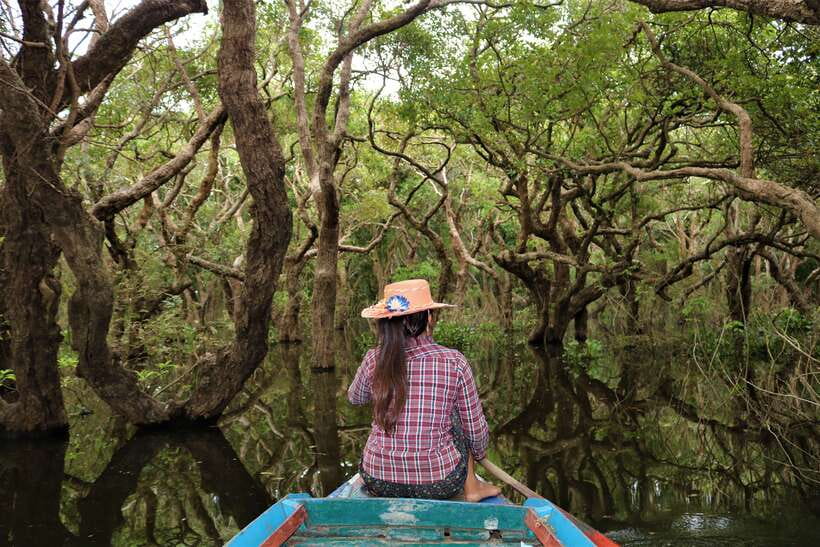 Siem Reap: Tonle Sap Lake - Fishing Village & Flooded Forest - Entering Kampong Phluk by Boat: Stilt Villages and Flooded Forest Canals