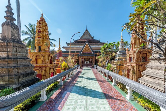 Siem Reap Walking Tour: Landmarks & Hidden Gems - Why a 2.5-Hour Walking Tour Beats a Temple-Only Day
