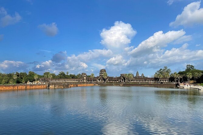 Special Angkor Wat Half Day Tour - Entering Angkor Wat: the part most people miss