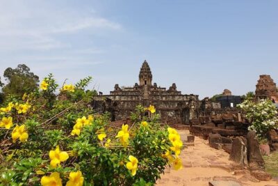 Special Three Days Angkor Tour - Day 2: Banteay Srei carving + a second circuit of temples