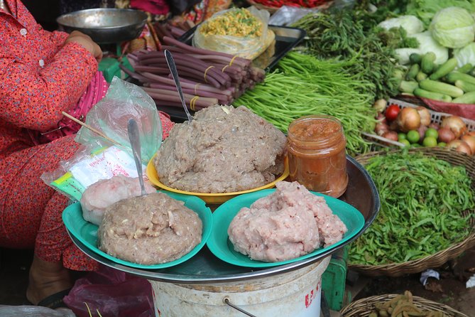 Street Food Tasting Tour including Dinner - Start time, remok rides, and the pace of a 3.5-hour night