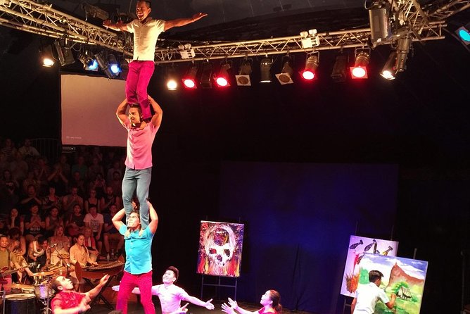 The Cambodia Circus, Phare At 19:00 PM - Phare at 7:00 pm in Siem Reap: what makes it different