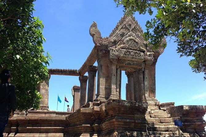 The Cambodian Circus Show and Pub Street Night Market - Stop 2: Siem Reap Night Market in a short 30-minute window