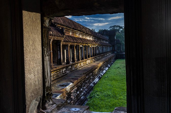 The Magnificent Angkor Wat - What this itinerary feels like in real time (stop order matters)