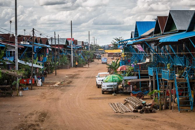 Tonle Sap Lake & Kampong Khleang Village Day Tour - Getting to the lake: Siem Reap pickup and climate-controlled comfort