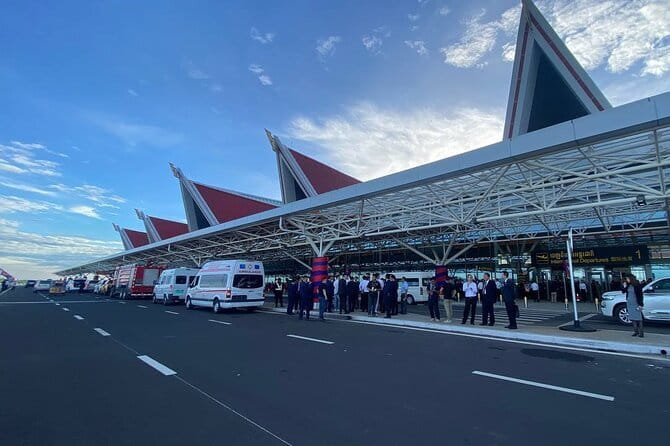 Transfer from Hotels in Siem Reap City to Siem Reap Airport - Price That Makes Sense for Groups Up to 3