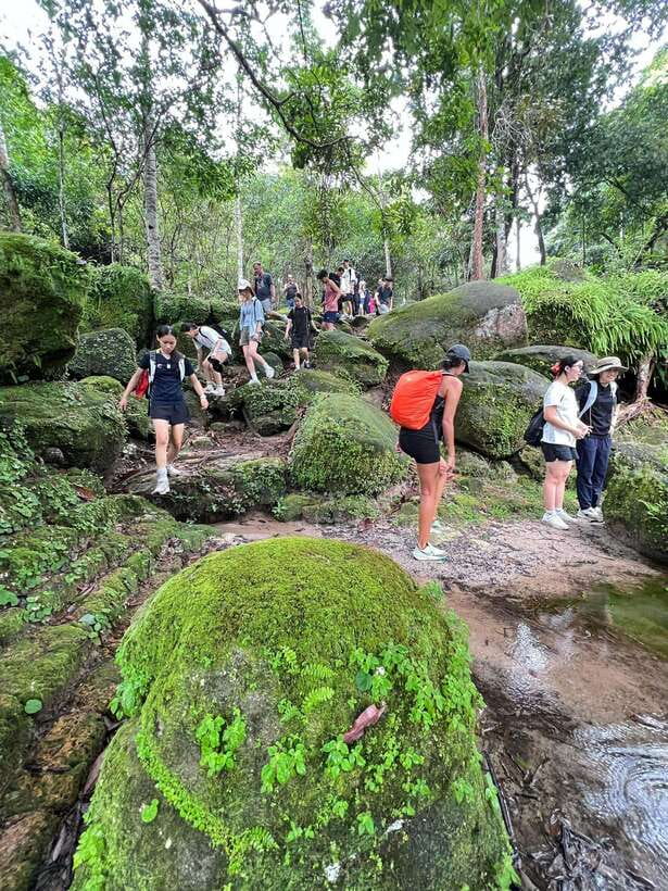 Trekking Tour at Phnom Kulen National Park from Siem Reap - Phnom Kulen rainforest trekking: where the day’s work happens