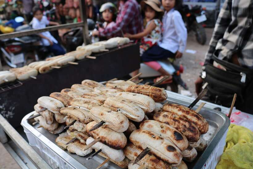 Twilight Tastes of Siem Reap Include Dinner - Stop 1: a local fruit market where alley life is the show