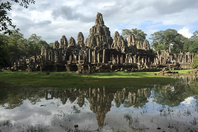 Unveil The Magic Of Angkor Wat Sunset In A Day Personalized Tours - Angkor Wat Main Temple: Scale, Shadows, and Smart Stops