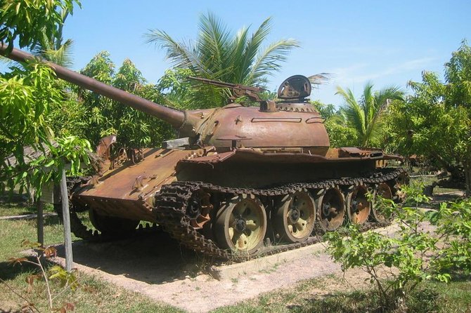 War Museum, Killing Field and Floating village ( Chong Kneas) Tour - War Museum Cambodia: vehicles, weapons, and lived context