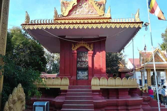 War Museum, Killing Field and Floating Village ( Kampong Phluk) - Price and value: what $79 covers on a busy day